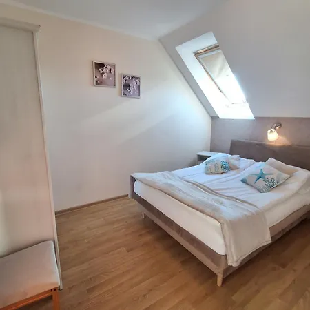 Na Wzgorzu * Rusinowo (Slawno)