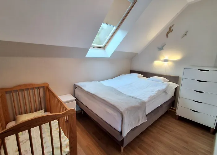 Na Wzgorzu * Rusinowo (Slawno)