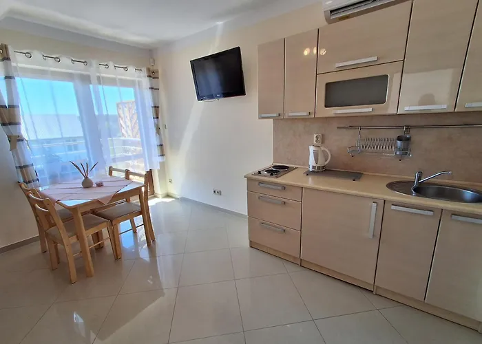 Na Wzgorzu Rusinowo (Slawno)