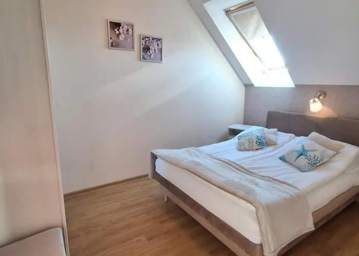 Na Wzgórzu * Rusinowo (Slawno)